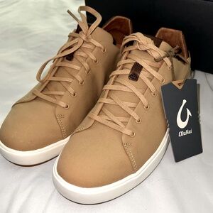 Lae‘ahi Lī Men’s sneaker - size 9